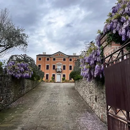 Bignago Oda ve Kahvaltı Arqua Petrarca